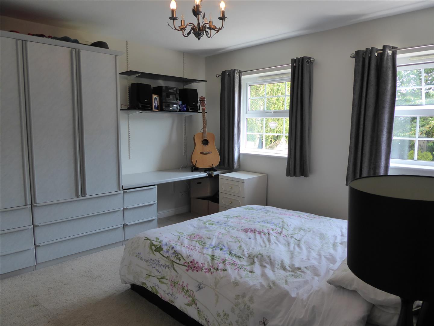 BEDROOM 2 (REAR)